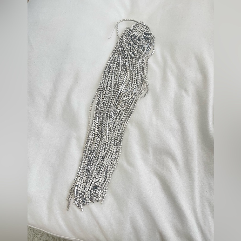 Area Crystal Headpiece - Goddess - Long
Great condition Silver, Metal